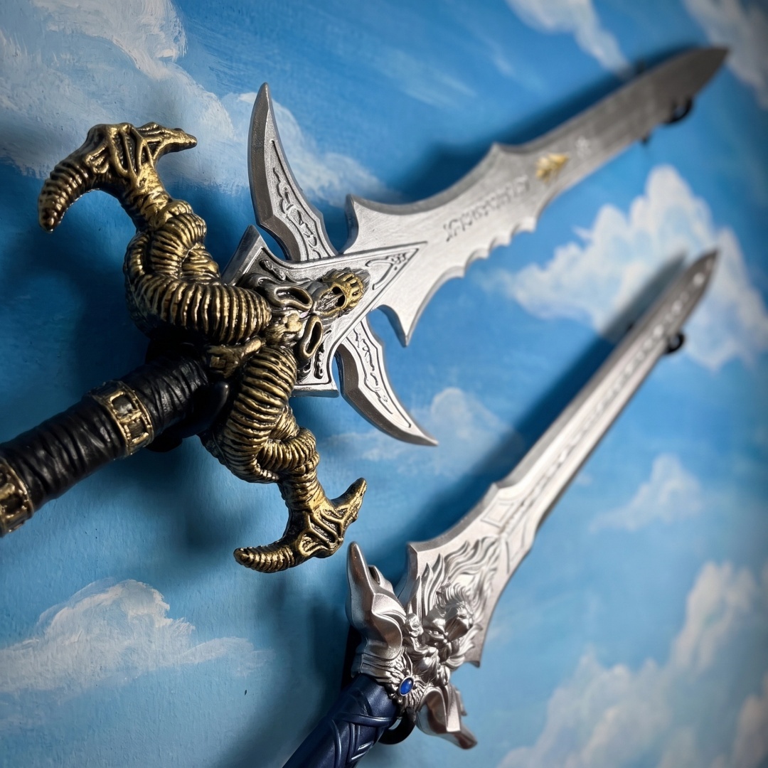Espada Katana Frostmourne de 4 - Cosplay Prop Dagger avaliação e preço