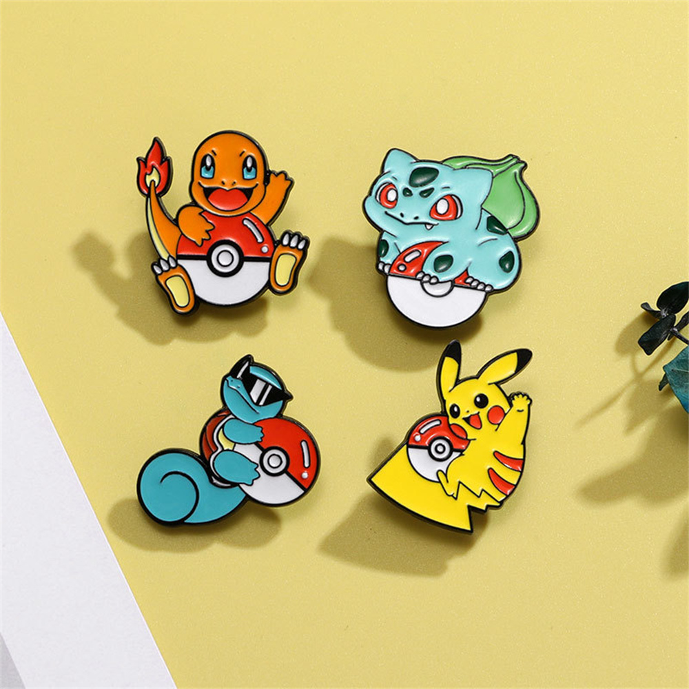 Conjunto de 4/8 Pins de Esmalt - Pokeball Cosplay Prop avaliação e preço